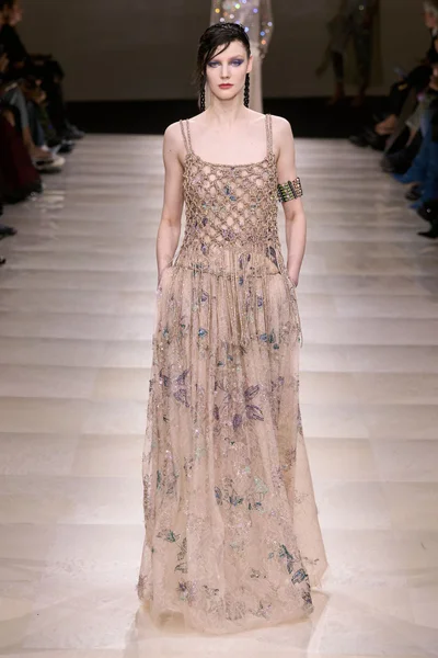 Look 57